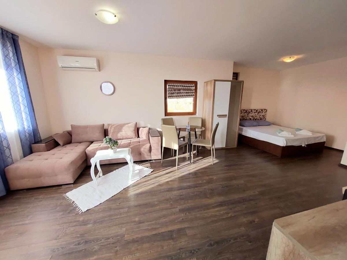 Vip Apartments In سوزوبول المظهر الخارجي الصورة