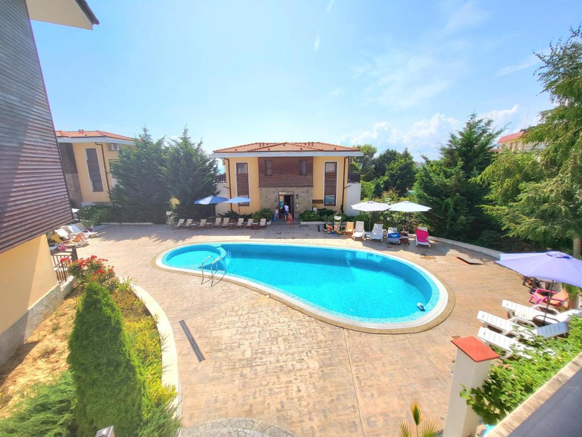 Vip Apartments In سوزوبول المظهر الخارجي الصورة